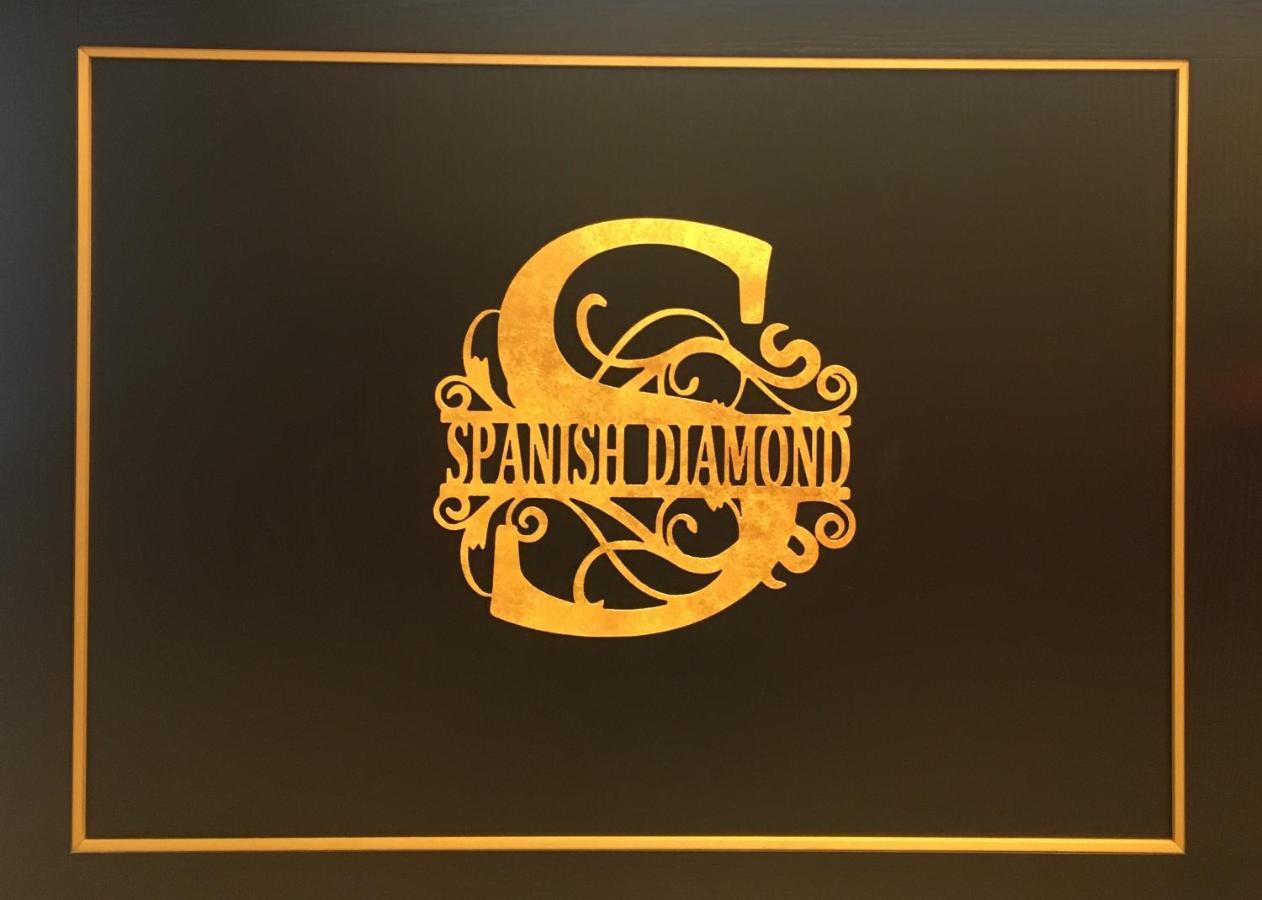 Spanish Diamond Luxury Suites & Jacuzzi Roma Exterior foto